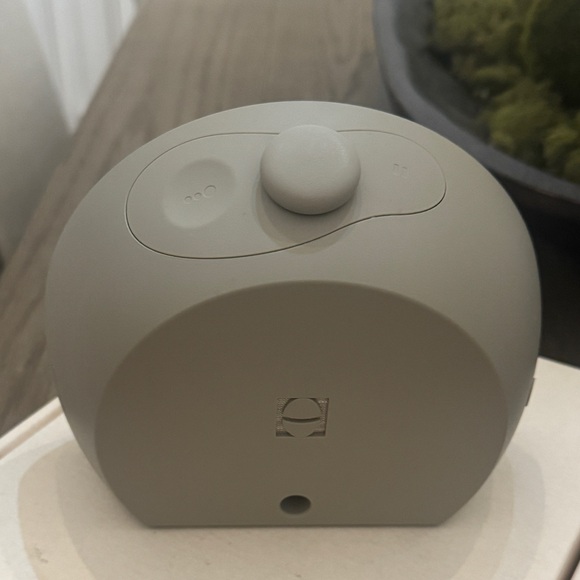 Hatch Restore 3 Smart Alarm Clock - Picture 4 of 4